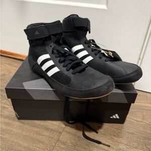 Adidas Black and White Wrestling Shoes Size 6